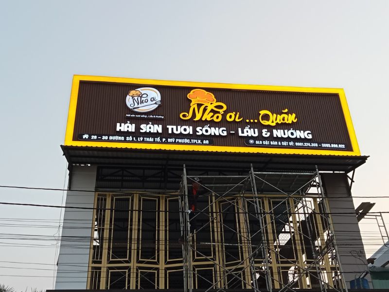 Mẫu 01 Bảng hiệu lẩu nướng