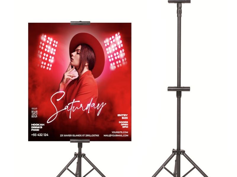 Standee chữ thập mẫu số 2