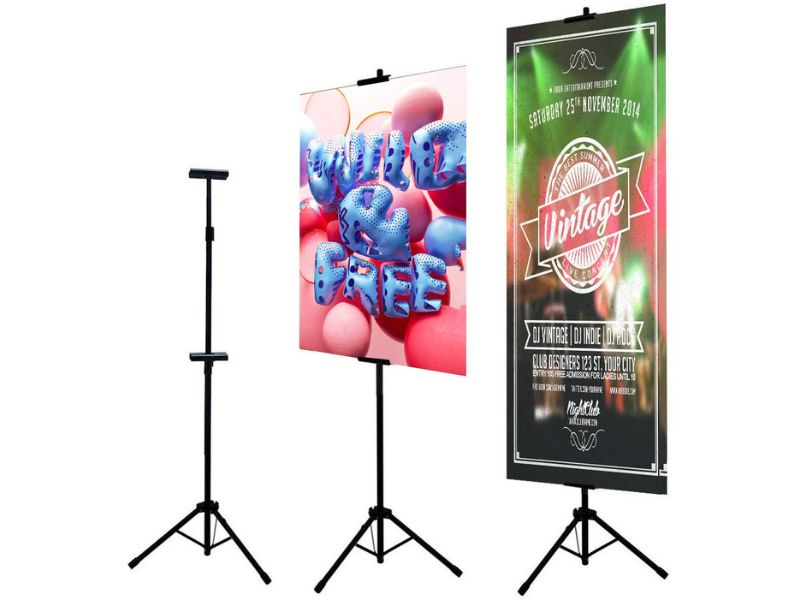 Standee chữ thập mẫu số 3