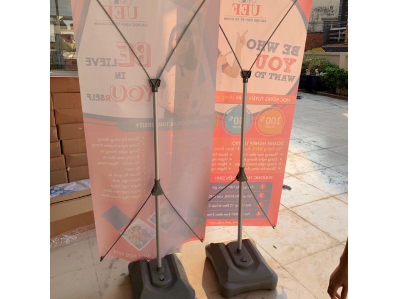 Standee đế nước mẫu 1