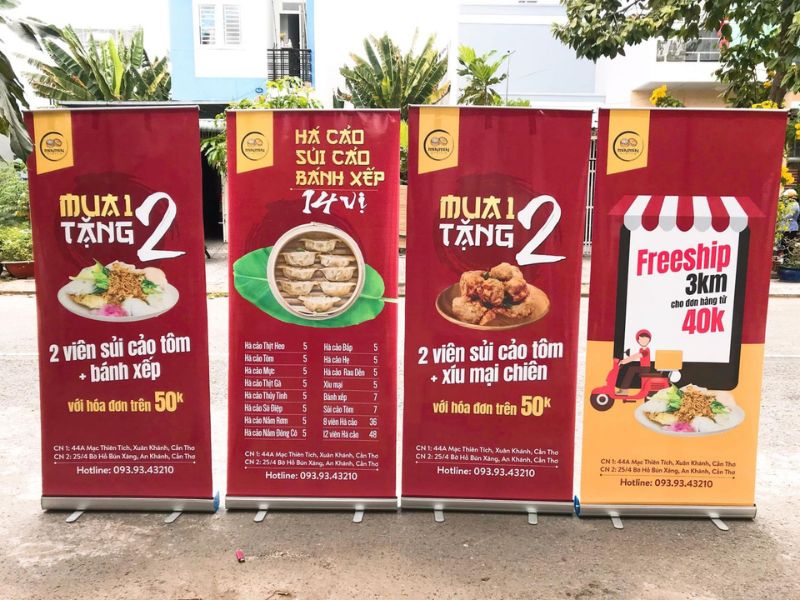 Standee sủi cảo