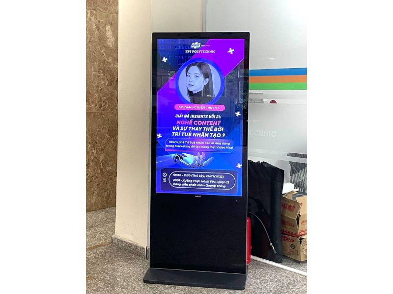 Mẫu 04 Standee điện