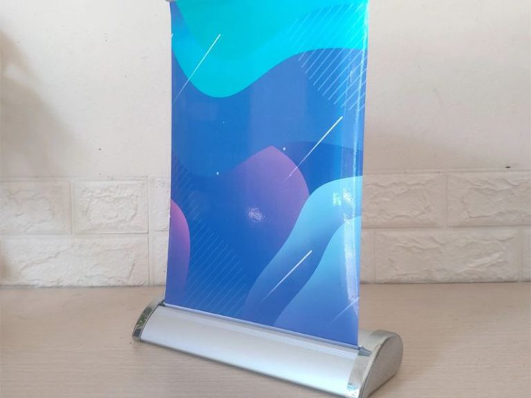 Dịch Vụ Làm Standee Mini Giá Rẻ
