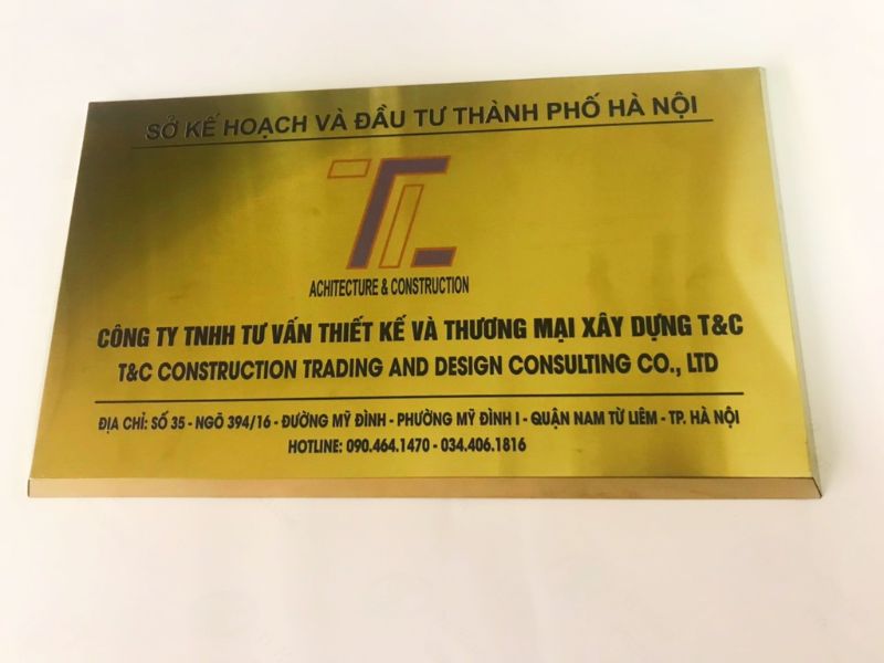 Mẫu 05 Bảng hiệu công ty bằng mica