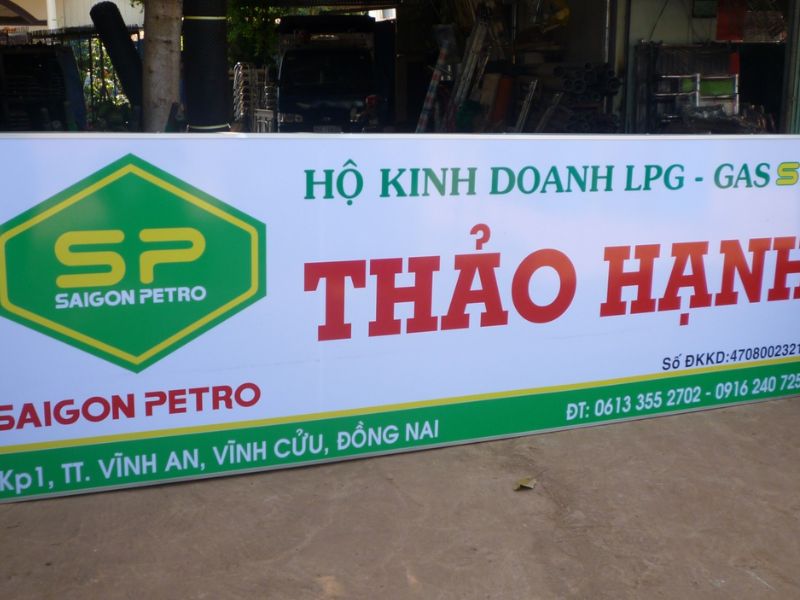 Mẫu 01 Bảng hiệu khung sắt