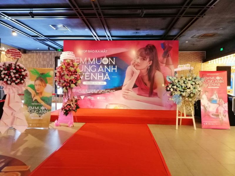 Mẫu 02 Backdrop thảm đỏ